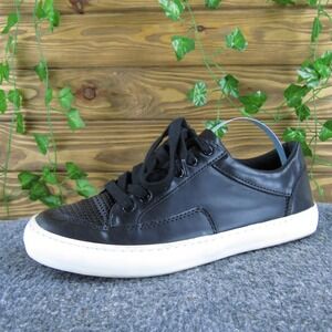 Banana Republic Black and White Sneakers
